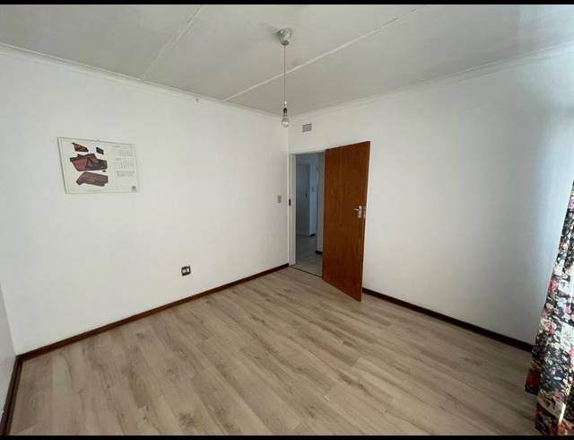 BUSINESS FOR SALE IN REIGERPARK